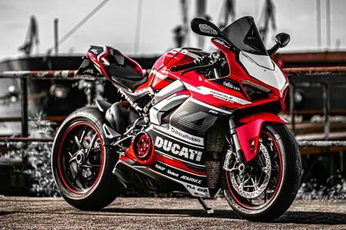 The best helmets for Ducati Panigale v4 – Two Motion™ – The Motorcycle ...