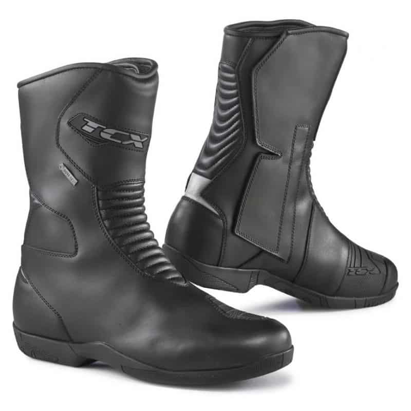 The 10 best motorcycle boots that you can wear to work – Two Motion ...